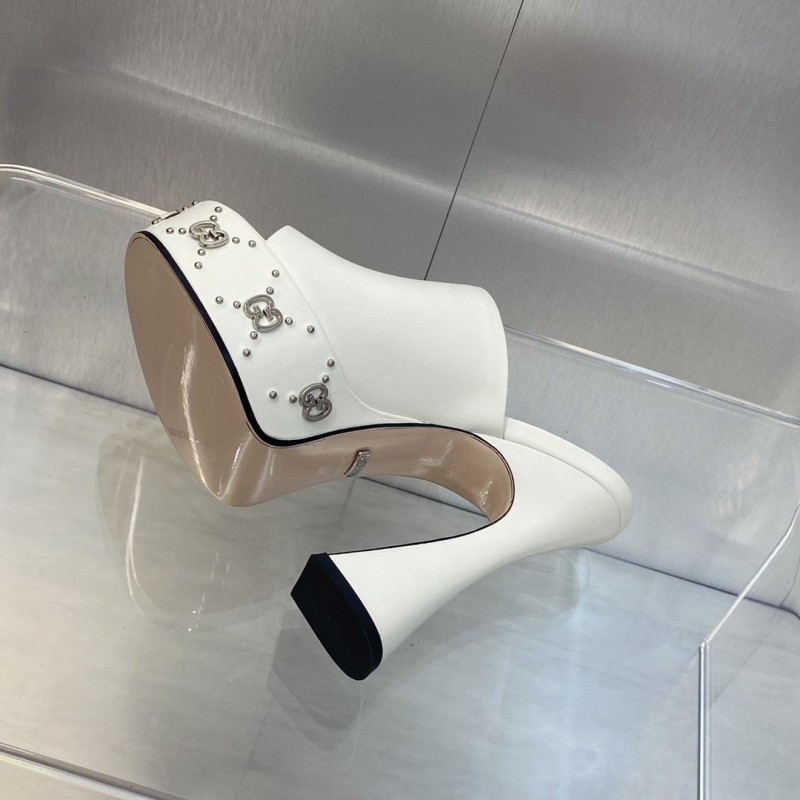 Gucci Heeled Shoes